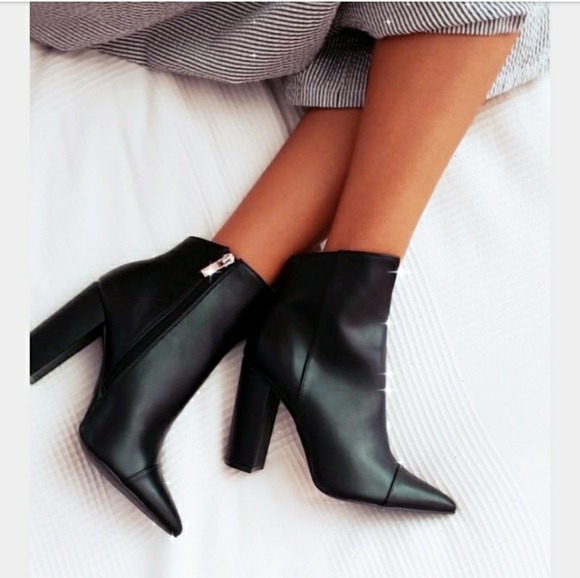 🆕️The Toronto// black boot - Picture 4 of 6